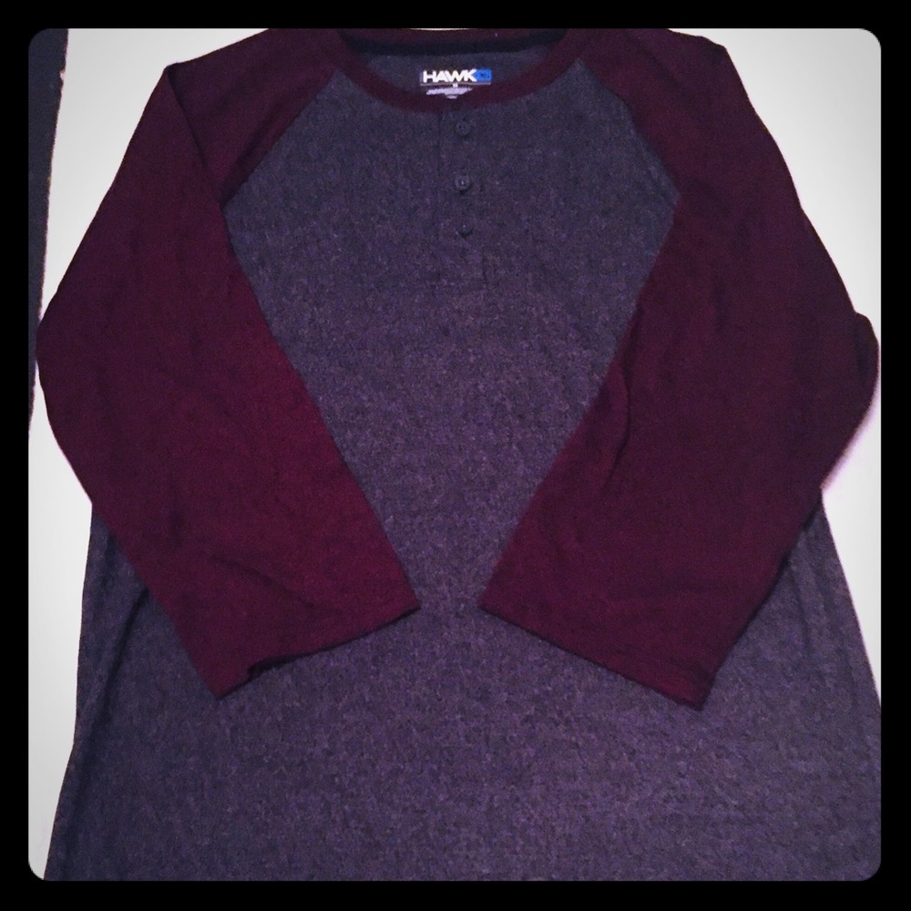 Men’s Raglan 3/4 sleeve shirt NWOT